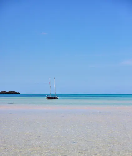 Calm Caribbean beach Eleuthera, Bahamas