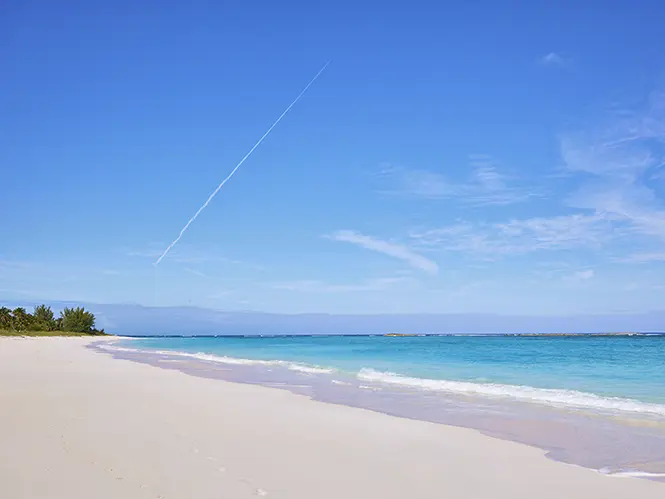 The deserted pink snad beach at The Potlatch Club, Eleuthera